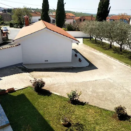 Apartman Ulika Apartment